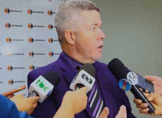 Detran-GO desbarata quadrilha que atuava no cancelamento de multa