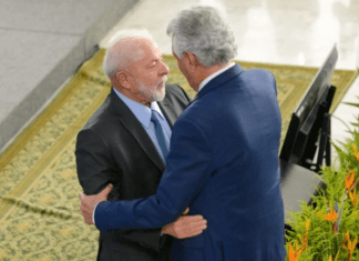 Caiado afirma que se Lula vier a Goiás, o receberá “com todas as honras”