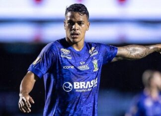 Vila Nova negocia com volante Geovane, do Santo André