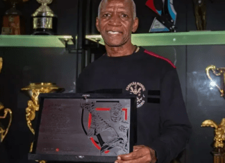 Adílio, ídolo e campeão do mundo pelo Flamengo, morre aos 68 anos