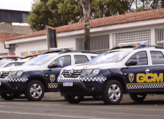 MOTORISTA EMBRIAGADO CAUSA ACIDENTE E TENTA FUGIR, MAS É DETIDO PELA GUARDA CIVIL MUNICIPAL EM QUIRINÓPOLIS