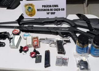 POLÍCIA CIVIL CUMPRE MANDADO DE BUSCA E APREENSÃO, APREENDENDO ARMAS E MUNIÇÕES EM OPERAÇÃO EM CAÇU