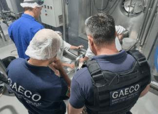 Fábrica adulterava leite com soda cáustica e água oxigenada, diz MPRS
