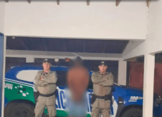 PM PRENDE EM FLAGRANTE AUTOR POR DESCOMPRIMENTO DE MEDIDA PROTETIVA EMCACHOEIRA ALTA