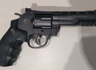 Rapaz é detido com simulacro de arma de fogo, em Quirinópolis