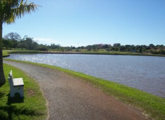 MULHER SE AFOGA NO LAGO SOL POENTE MAS É SALVA POR POPULARES EM QUIRINÓPOLIS