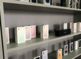 PCGO e Procon realizam ação em loja de celulares investigada por vender aparelhos e não entregar a consumidores