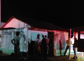INCÊNDIO DESTRÓI QUARTO E SALA DE CASA DURANTE A MADRUGADA EM QUIRINÓPOLIS
