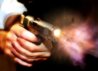 Enquanto assistia TV, morador do Bairro Tonico Bento foi surpreendido com sete disparos de arma de fogo contra sua casa