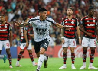 Central vence Flamengo e derruba invencibilidade de 27 jogos de Filipe Luís