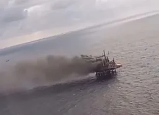 Plataforma da Petrobras explode e trabalhadores precisam ser resgatados; 11 ficaram feridos