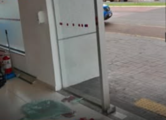 HOMEM QUEBRA PORTA DE AGÊNCIA BANCÁRIA APÓS SER EXALTAR DURANTE ATENDIMENTO EM RIO VERDE