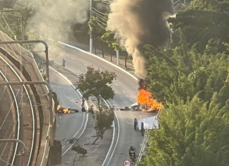 Moradores protestam após morte de jovem baleado pela PM na zona sul
