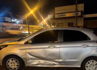 MULHER EMBRIAGADA CAUSA ACIDENTE AO TENTAR CONVERSÃO PROIBIDA EM CRUZAMENTO