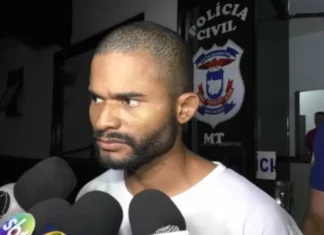 Homem que arrancou o coração da tia recebe alta de hospital psiquiátrico