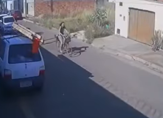 AVÓ MORRE APÓS TER BICICLETA ATINGIDA POR CARRO NA GO-070 QUANDO IA À CASA DA NETA