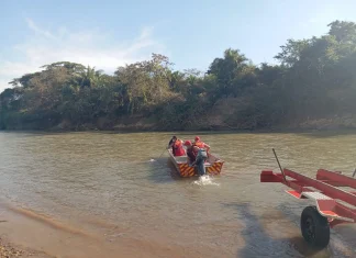 Corpo com marcas de perfuração e pescoço degolado foi encontrado em rio de Pontalina