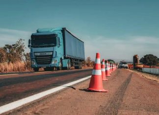 EM GOIÁS, MINISTRO ANUNCIA R$ 500 MILHÕES EM DUPLICAÇÕES NA BR-153