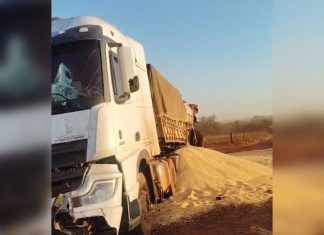 Acidente na GO-164: Colisão entre dois caminhões entre Quirinópolis e Paranaiguara