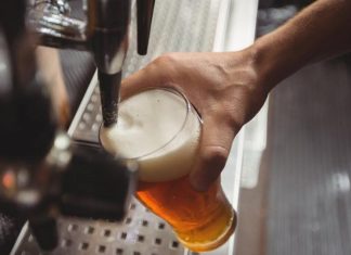 JUSTIÇA CONDENA A PRISÃO HOMEM QUE MATOU OUTRO POR TER ACABADO COM CERVEJA DE BAR