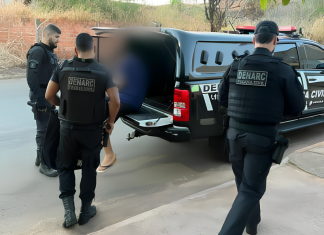 PC PRENDE INVESTIGADOS POR GOLPE COM PLACAS SOLARES