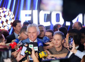Caiado ressalta avanço da industrialização goiana durante abertura da Ficomex 2025